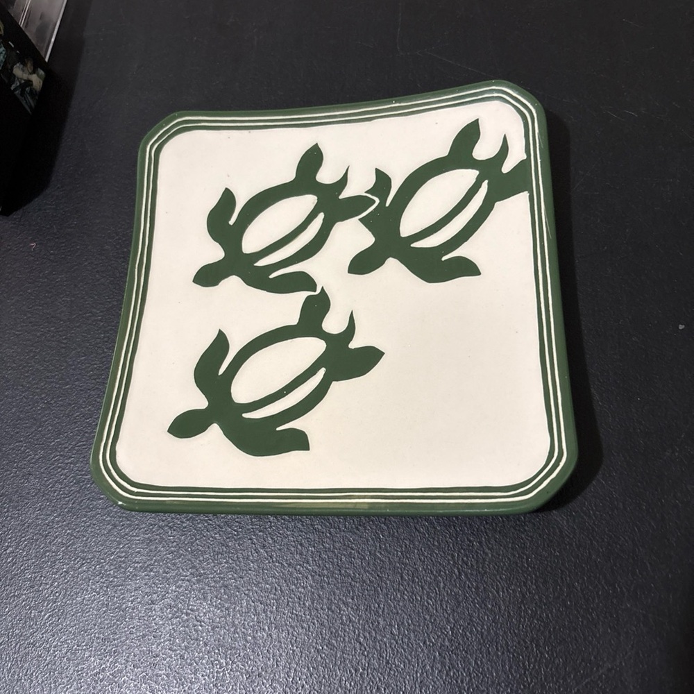 VTG Lee Ceramics Hawaii Honu Square Green Sea Turtle Decorative Signed Plate